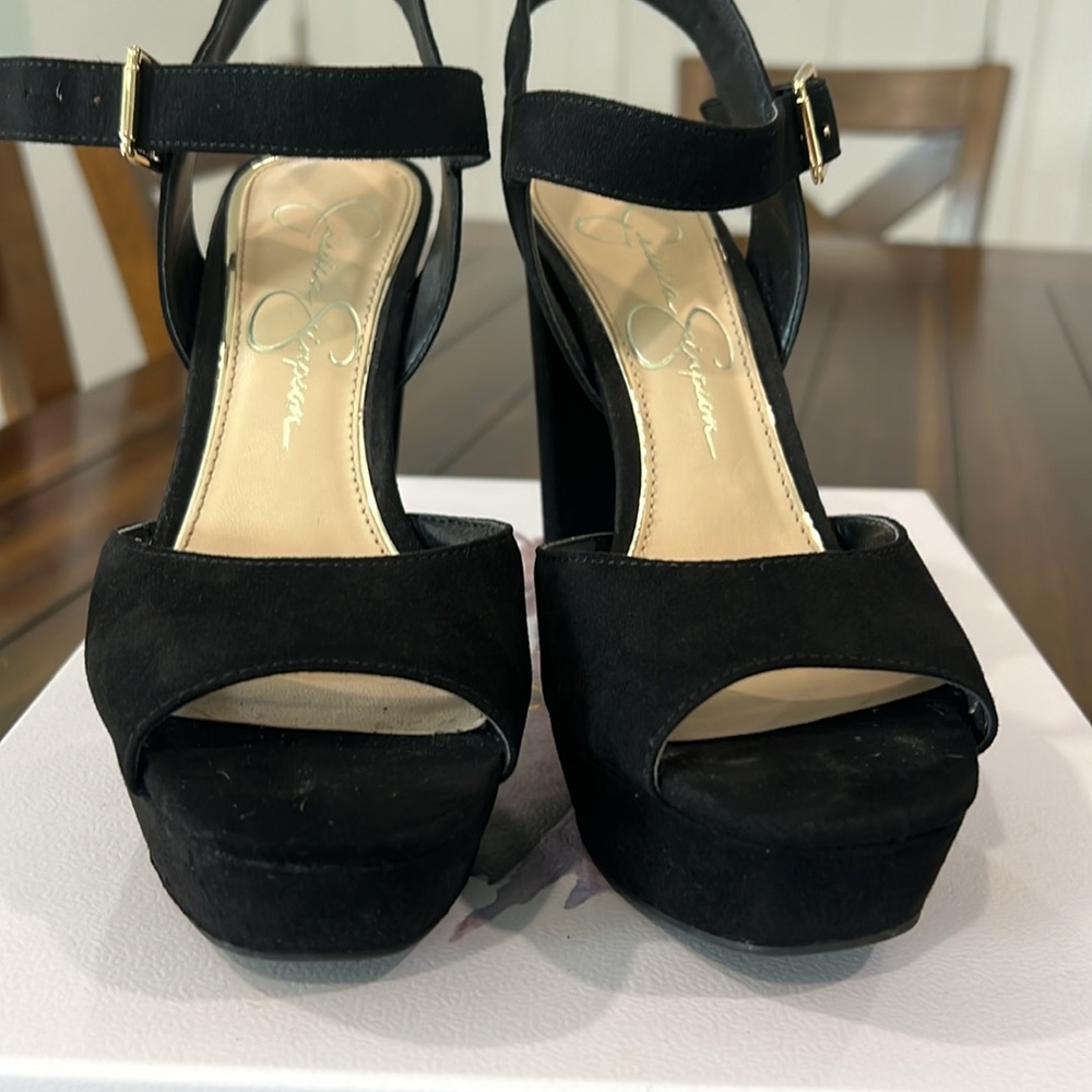 Jessica Simpson Black Platform Heels - Picture 3 of 4
